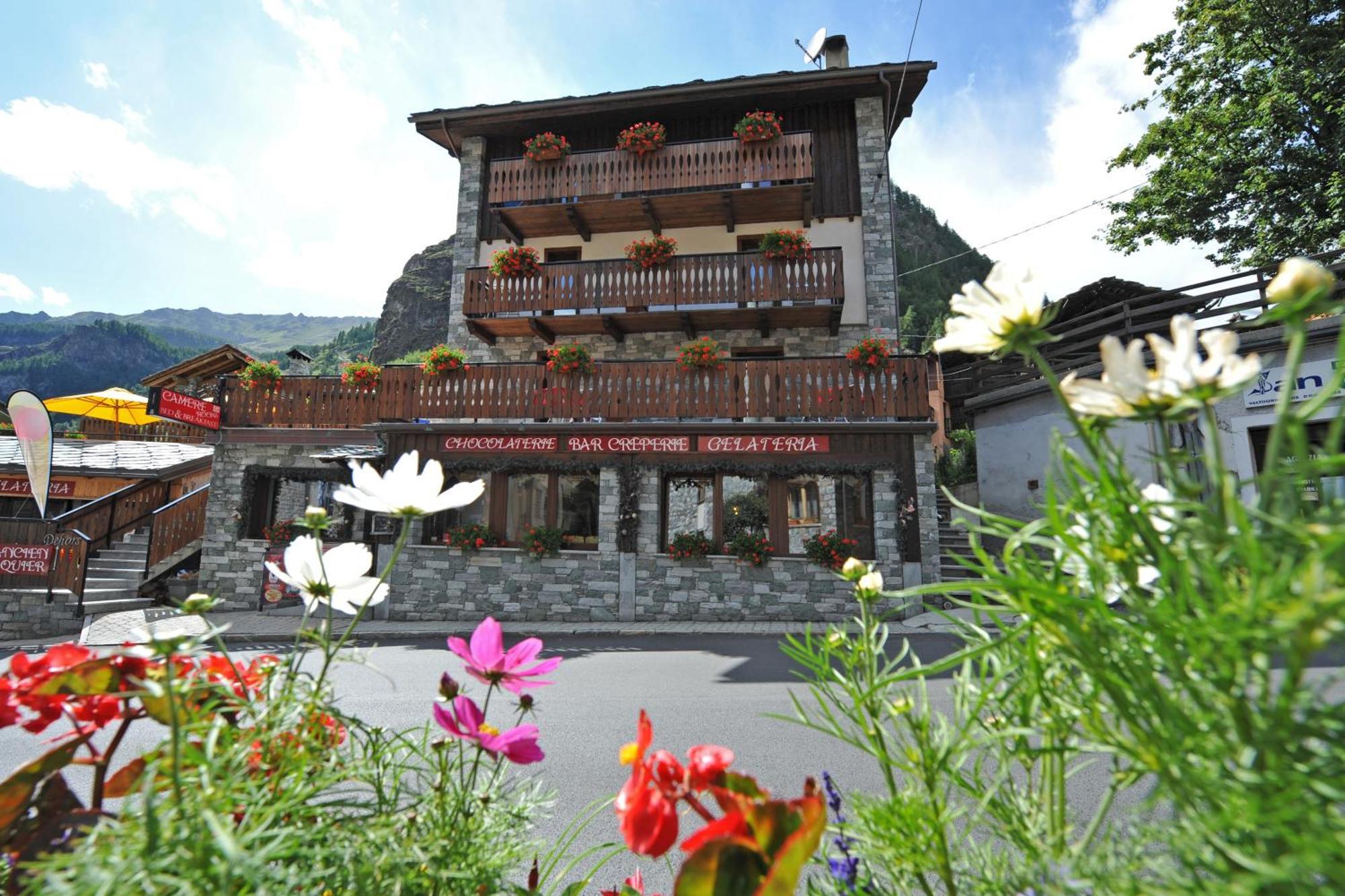 L'Ancien Paquier Chambre D'Hotes Valtournenche Exterior photo