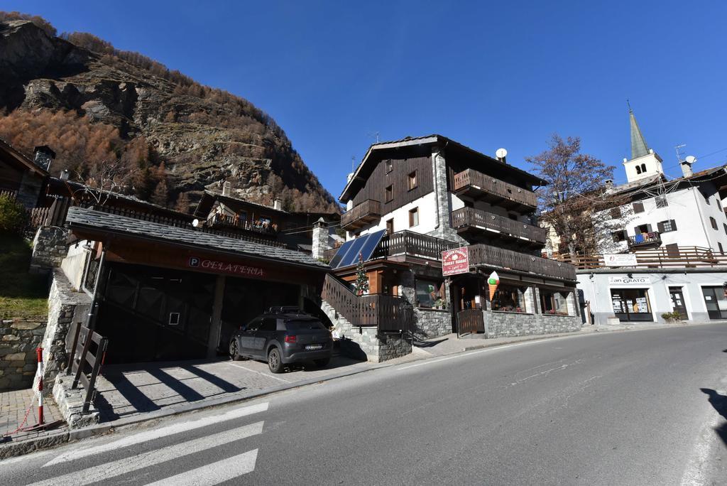 L'Ancien Paquier Chambre D'Hotes Valtournenche Exterior photo