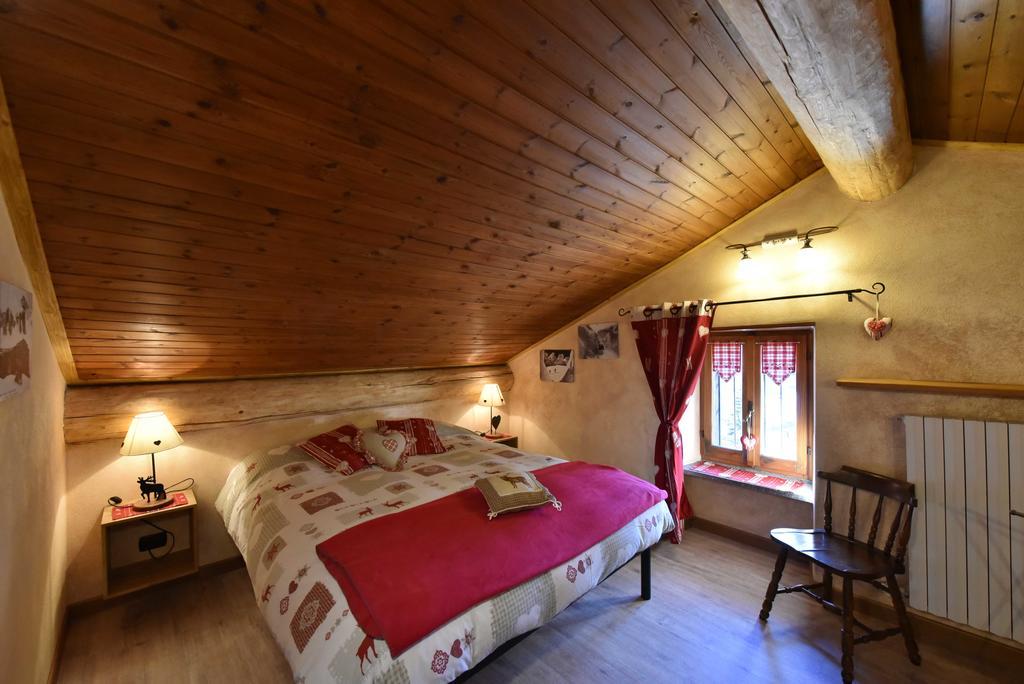 L'Ancien Paquier Chambre D'Hotes Valtournenche Exterior photo