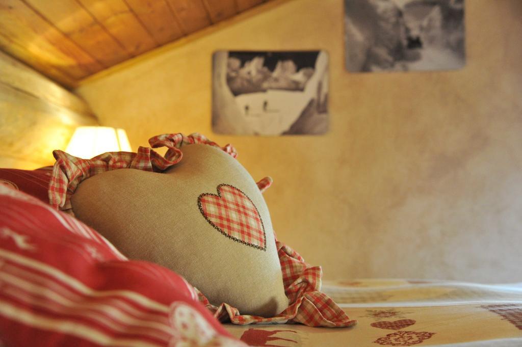 L'Ancien Paquier Chambre D'Hotes Valtournenche Exterior photo