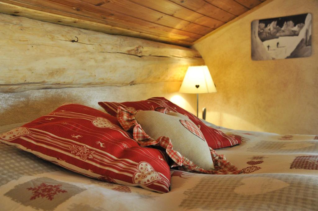 L'Ancien Paquier Chambre D'Hotes Valtournenche Exterior photo