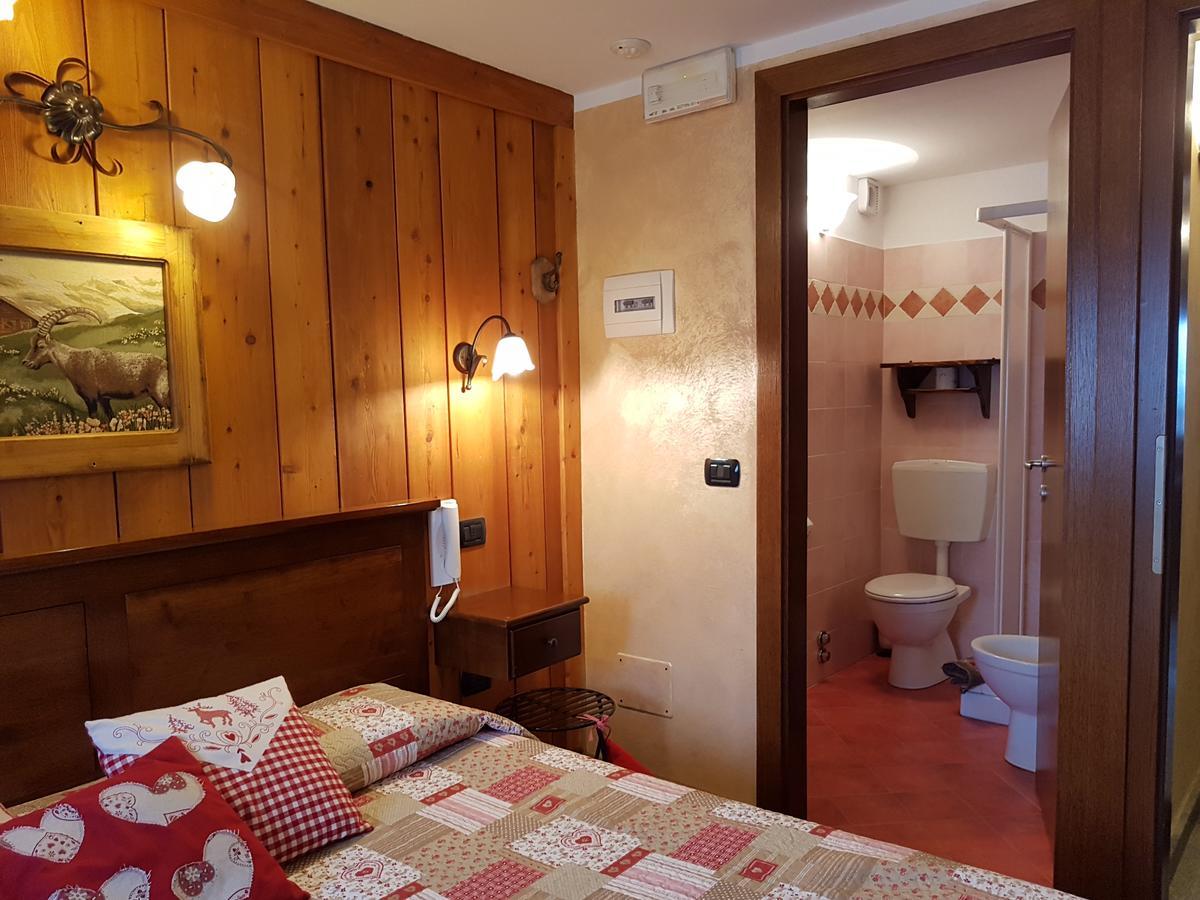 L'Ancien Paquier Chambre D'Hotes Valtournenche Exterior photo