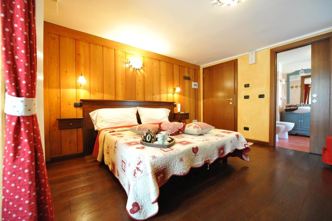 L'Ancien Paquier Chambre D'Hotes Valtournenche Room photo